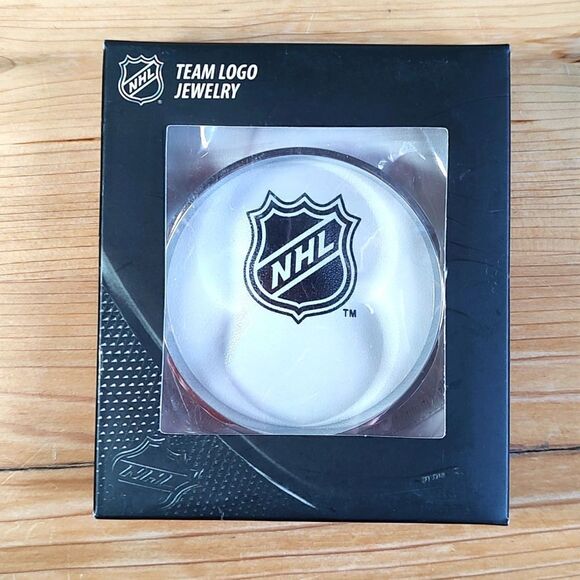 New In Box NHL Team Logo Jewelry Calgary Flames One Size Enamel Bracelet - Picture 2 of 7